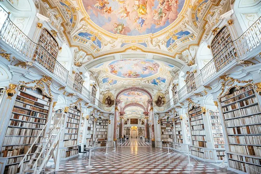 Dünyanın Göz Alıcı 10 Büyüleyici Kütüphane Harikası